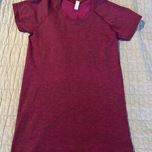Lululemon Swiftly Tech shirt